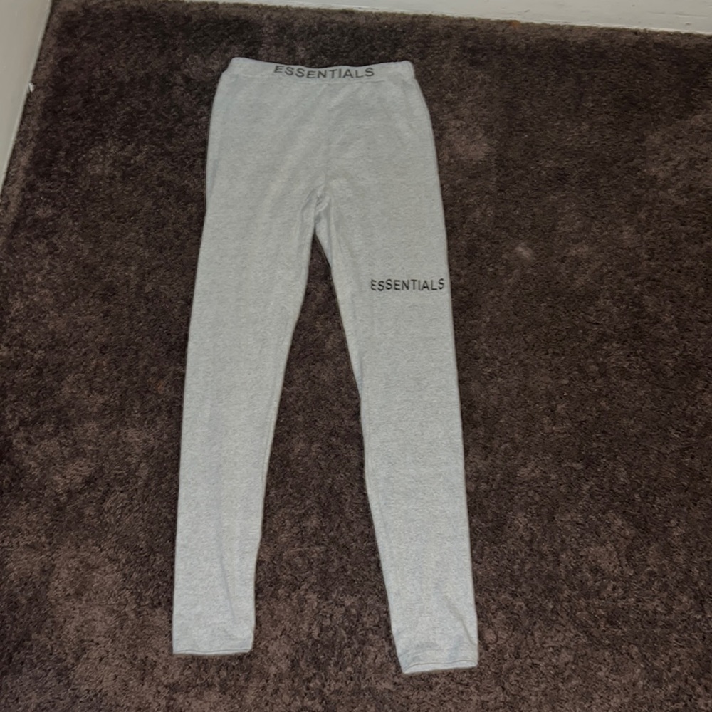Essential grey stretchy leggings